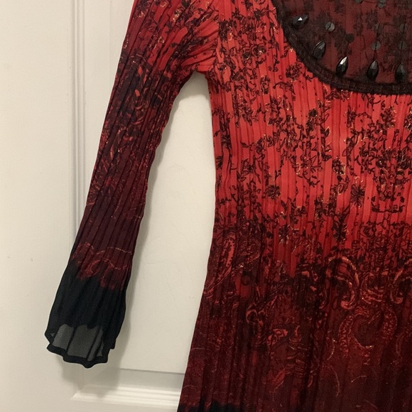 Woman’s PM New Directions Petite - Picture 3 of 6